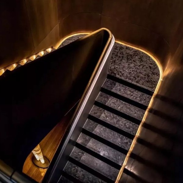 ��ѹ��ˮLED�ƴ�������