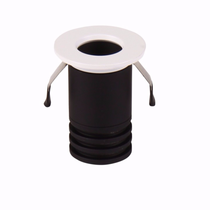 �ٻ�С������ƹ̶�